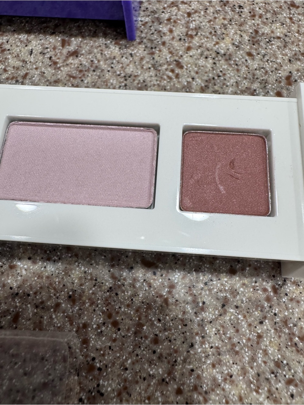Clinique Eyeshadow Palette Set with Pink and Neutral Shades and eye mask - Picture 2 of 3